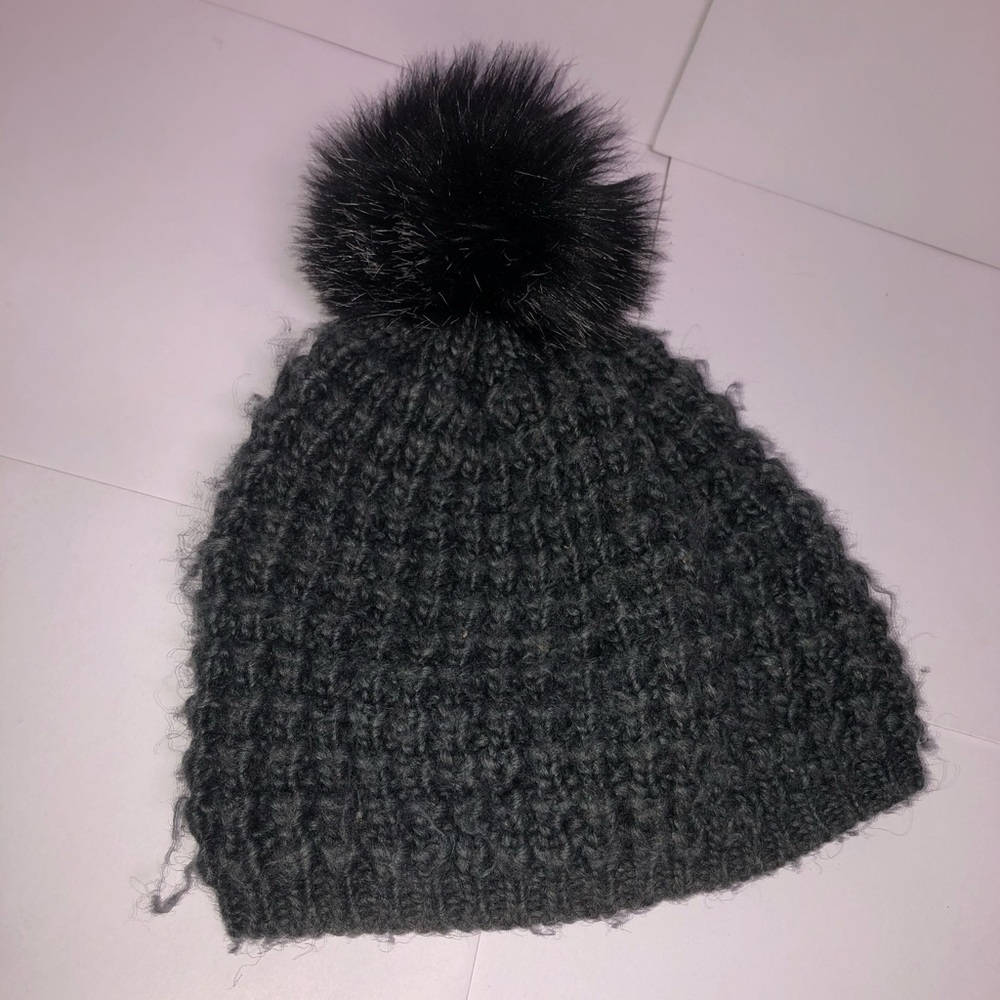 Kyi Kyi Canada Dark Grey Beanie